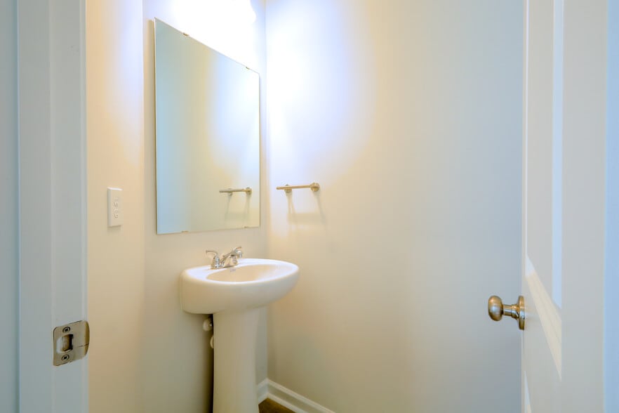 First floor powder room - 1510 Alvin Pond Dr