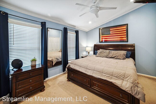 Building Photo - 2 br, 3.5 bath House - 14224 Angelton Terr