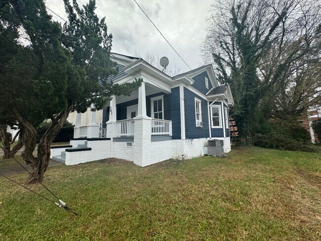 Building Photo - 363 Ebenezer Ave