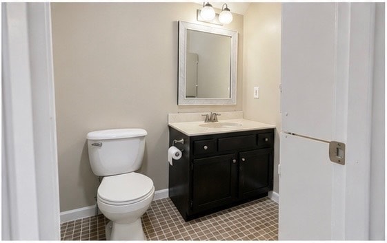 Bathrrom, with stand in shower stall - 529 Meriwether Rd NW