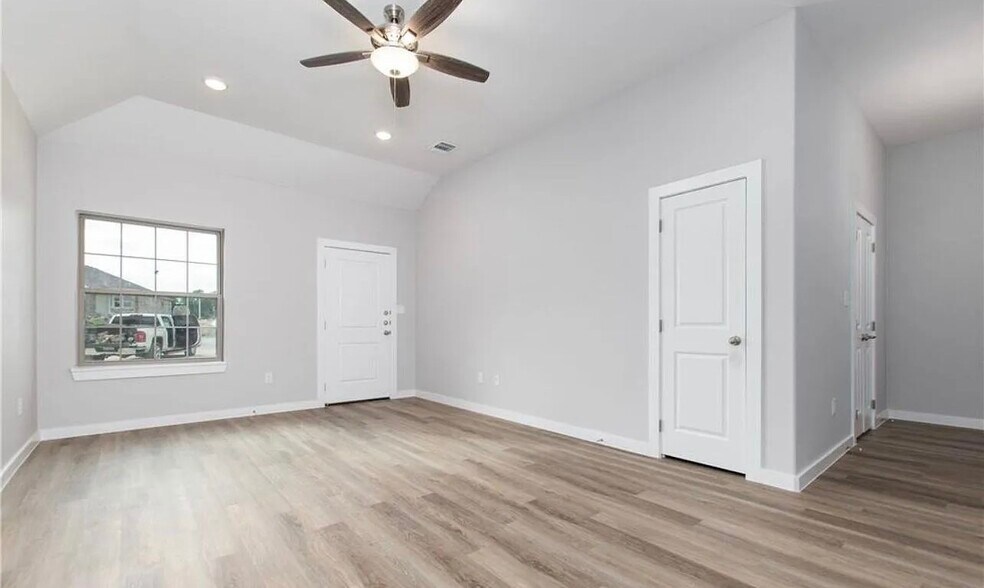 Building Photo - 4014 Keller Rd