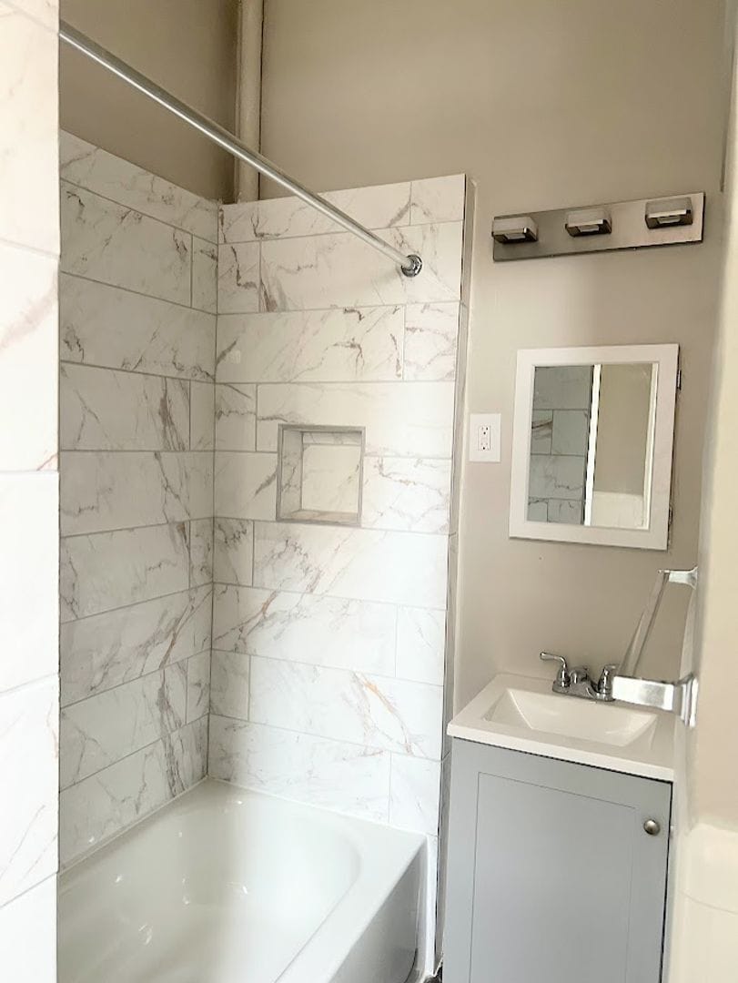 Building Photo - 1715 P St NW