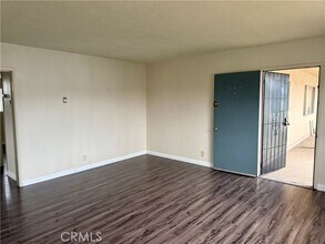 Building Photo - 4105 Walnut Grove Ave