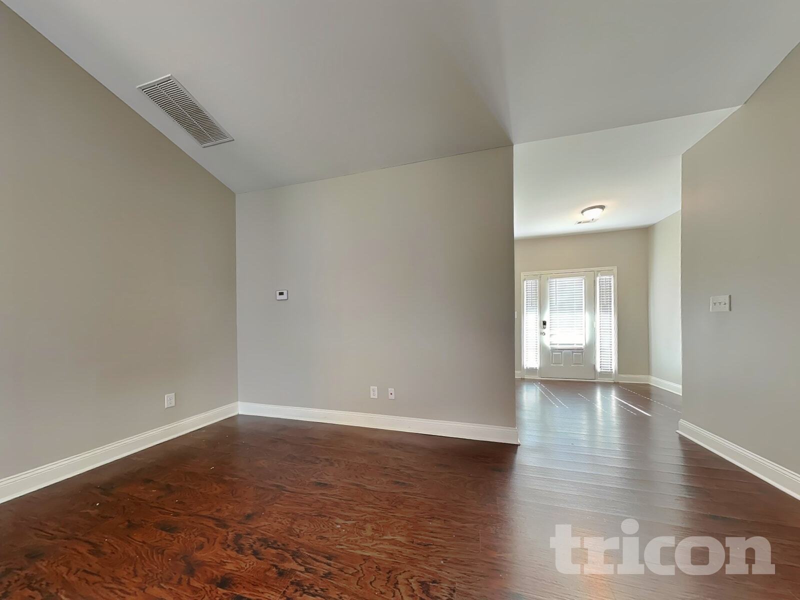 Building Photo - 249 White Creek Dr