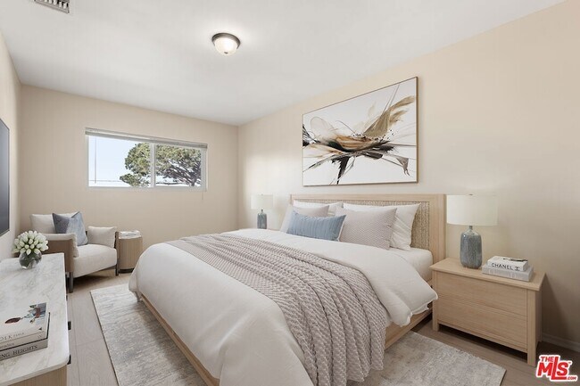 Building Photo - 1814 1/2 Spreckels Lane Unit
