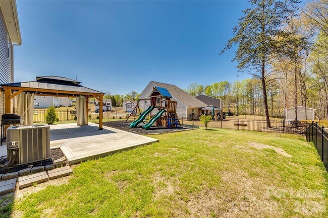 Building Photo - 1131 Ava Trail Ln