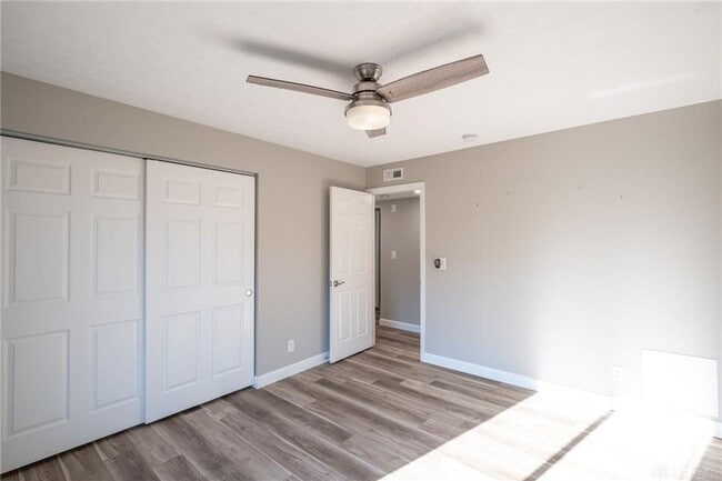 Building Photo - Spacious 2bed, 2bath, condominium