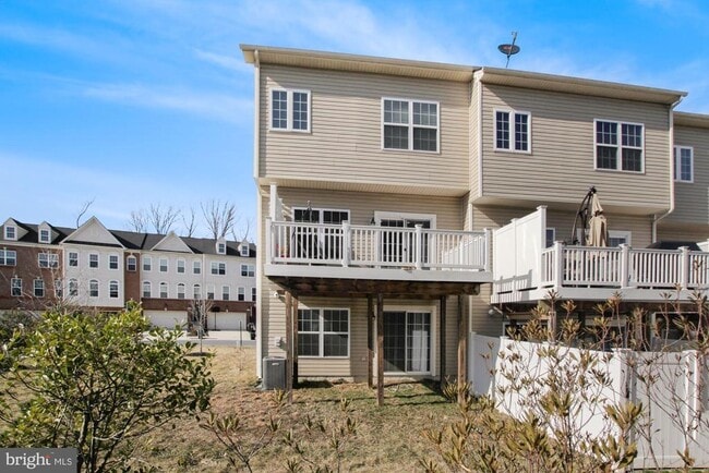 Building Photo - 8570 Crooked Tree Ln