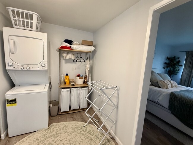 Laundry - 1000 Highland Ave