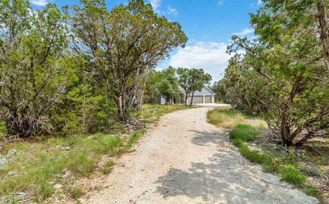 Building Photo - 1560 Hilltop Ridge