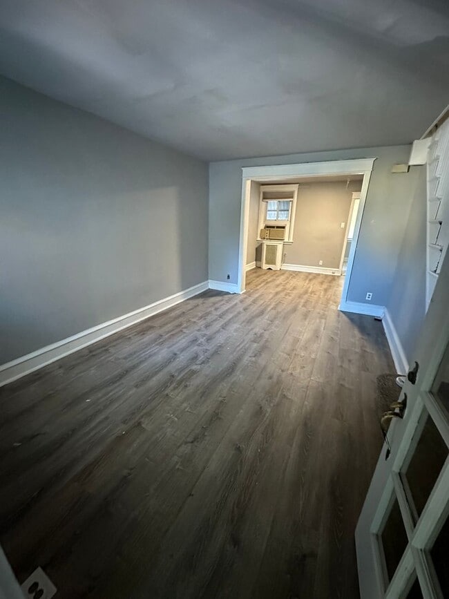 Building Photo - Charming 3-Bedroom Row Home in Upper Darby