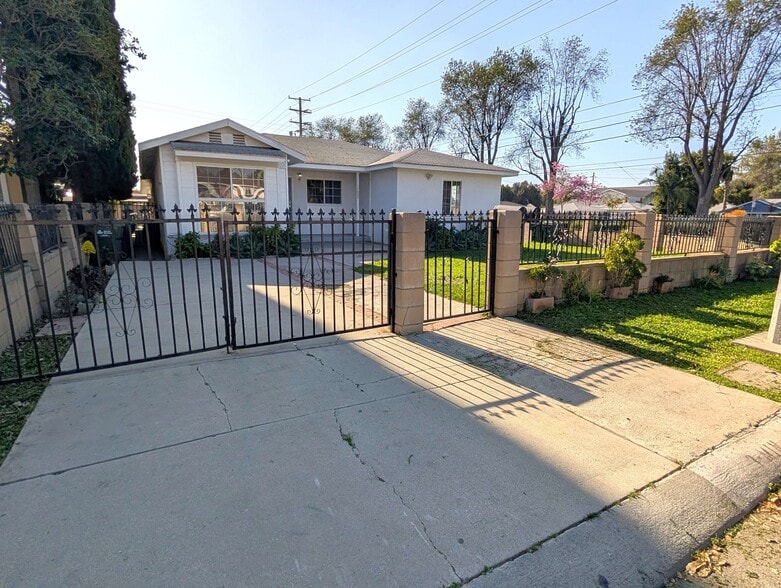 Building Photo - 12602 Foxley Dr