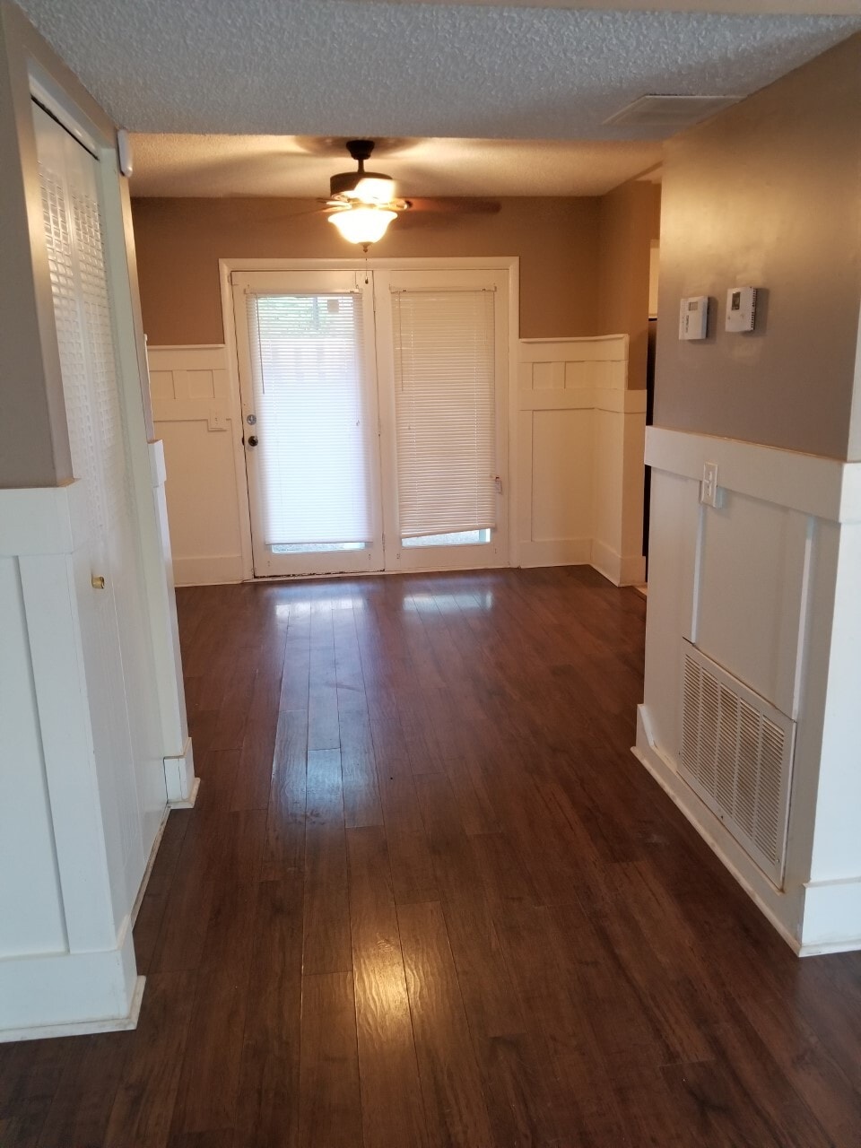 Building Photo - 5515 country dr, apt 36