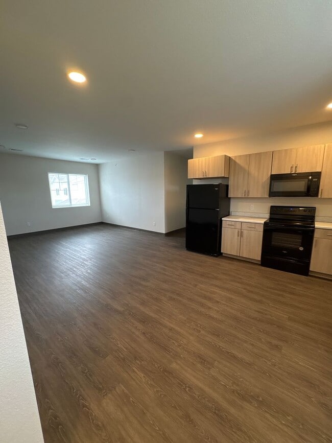 Building Photo - 4Bed 2Bath -Windom Landing Under New Management