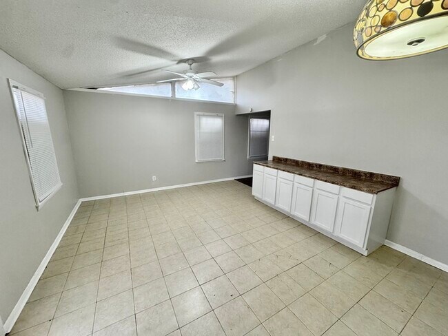 Building Photo - 3141 Arrendale St