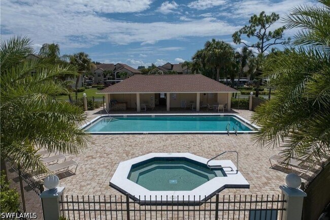 Building Photo - 8445 Charter Club Cir