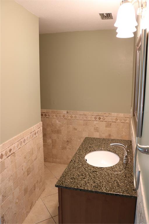 Building Photo - 1113 Lancer Ln
