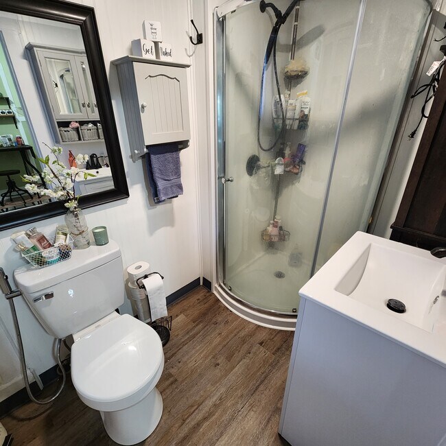 Building Photo - 1018 Court St