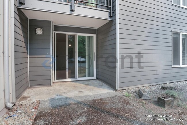 Building Photo - 14450 NE 31st St