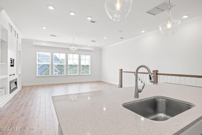 Building Photo - 29 Ibiza Ct
