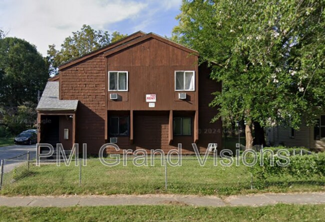Primary Photo - 904 W Macon St