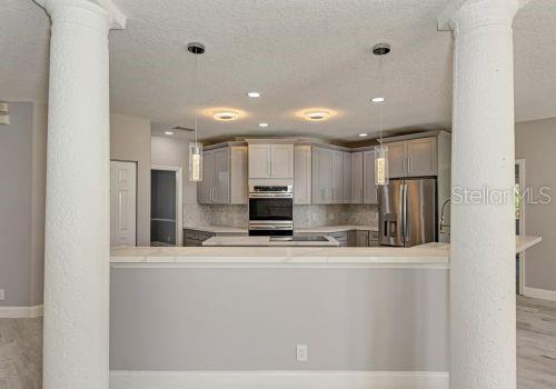 Building Photo - 1648 Bayshore Dr