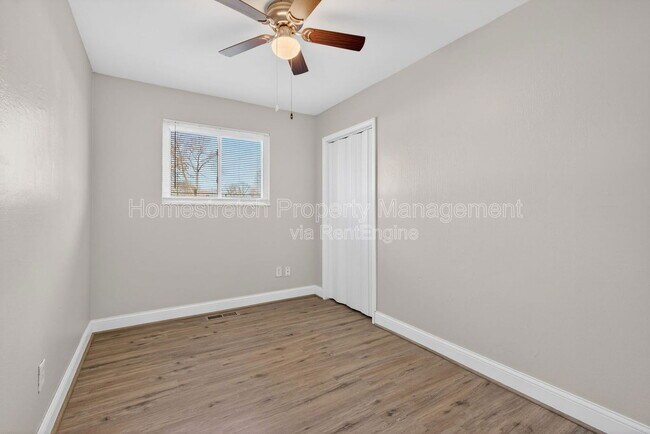 Building Photo - 1700 Kay Dr