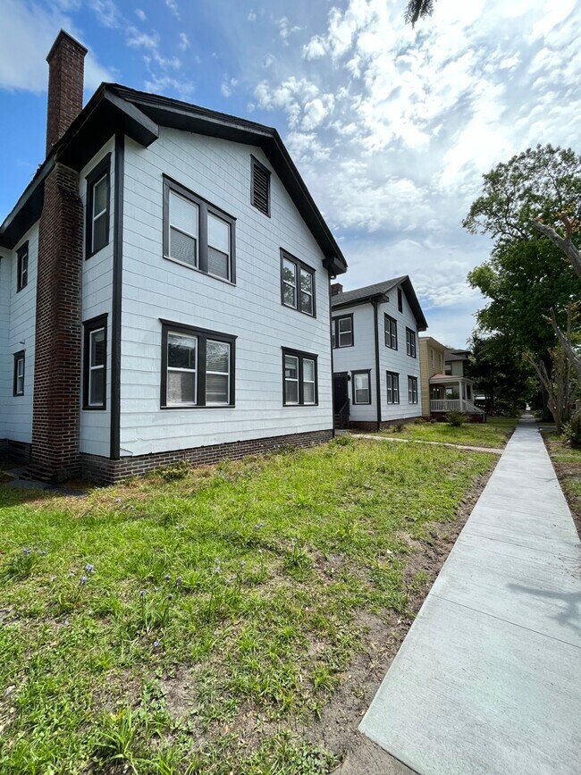 Exterior of property - 722 E 35th St