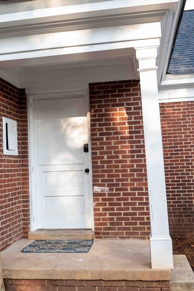 Building Photo - 324 Stockton St