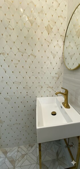 Building Photo - 172 Union St