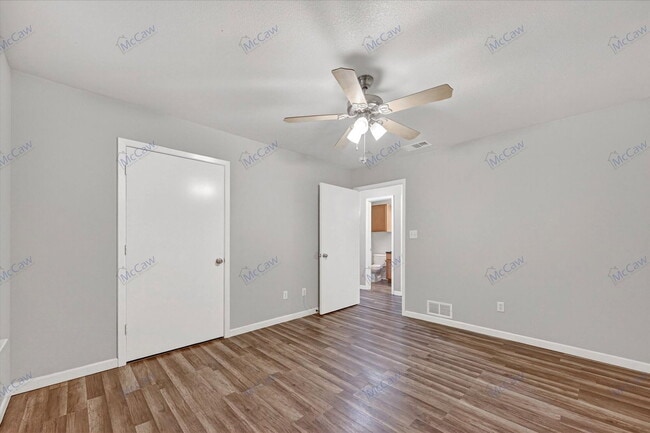 Building Photo - 2312 Gilmer St