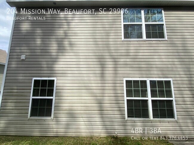 Building Photo - 204 Mission Way