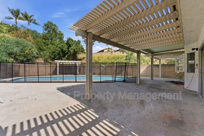 Building Photo - 1500 Aldea Dr