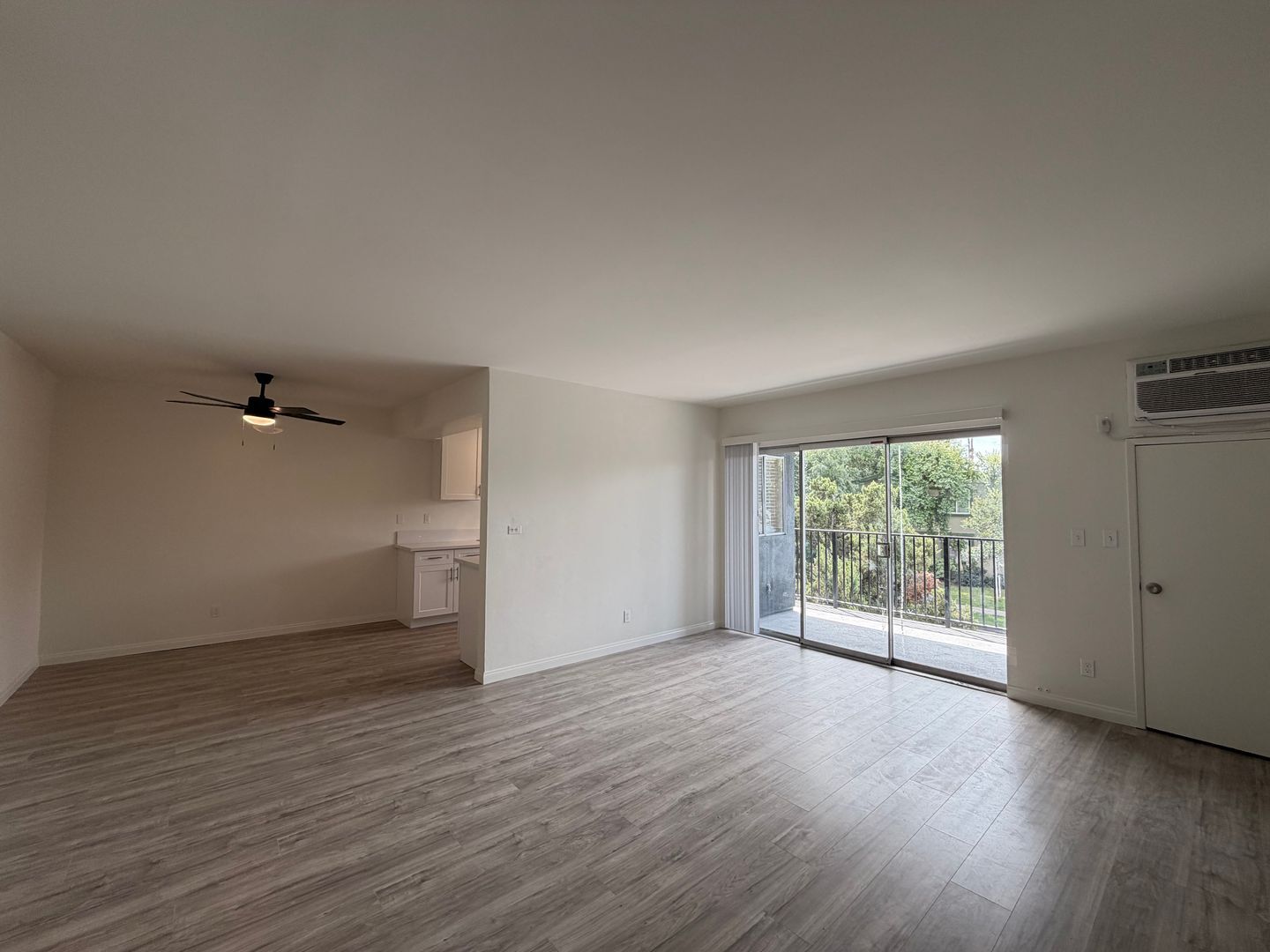 Building Photo - 6433 Shirley Ave