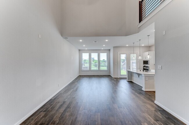 Building Photo - 6570 Scarlet Pond Ln