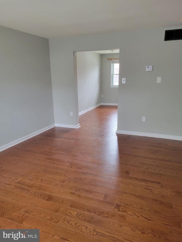 Building Photo - 630 Kingston Rd