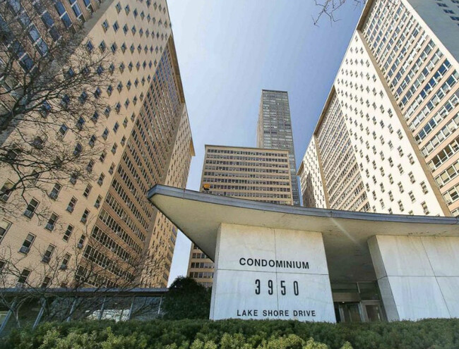 Primary Photo - 3950 N Lake Shore Dr