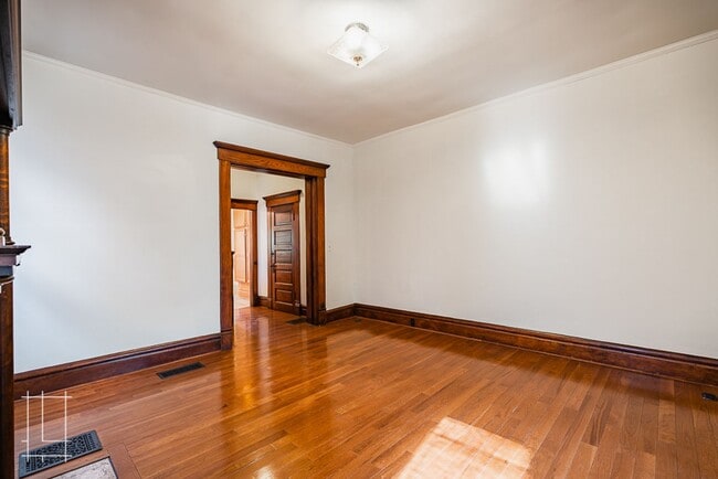 Building Photo - 350 Wilber Ave
