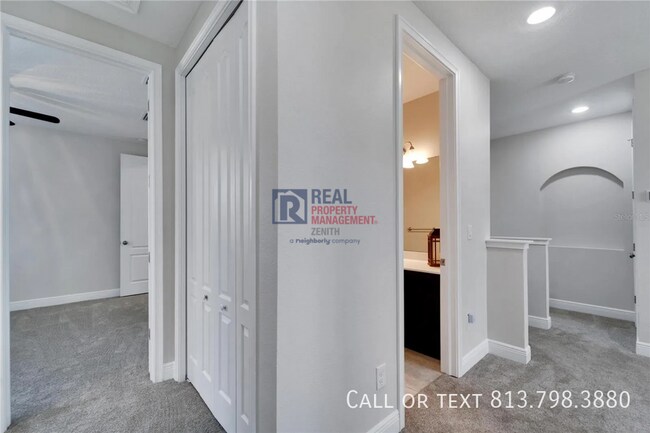 Building Photo - 12149 Creek Preserve Dr