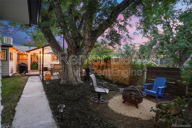 Building Photo - 2805 Fenton St