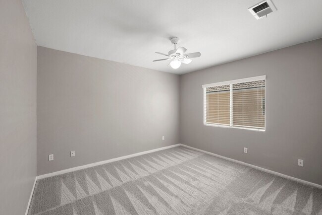 Building Photo - Gorgeous 3 Bedroom Chula Vista Home!