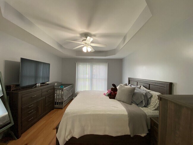 Building Photo - 3672 Fieldstone Dr