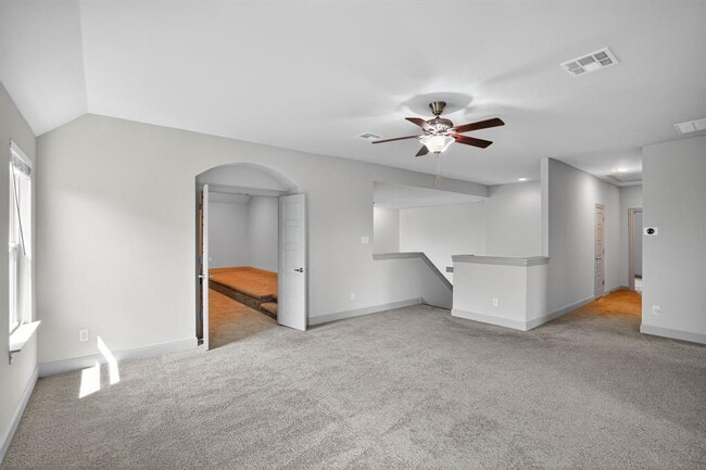 Building Photo - 21404 Hines Ln