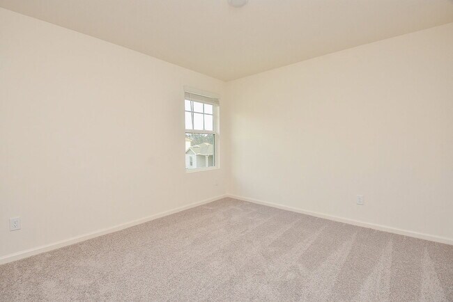 Building Photo - 3603 Admiralty Dr