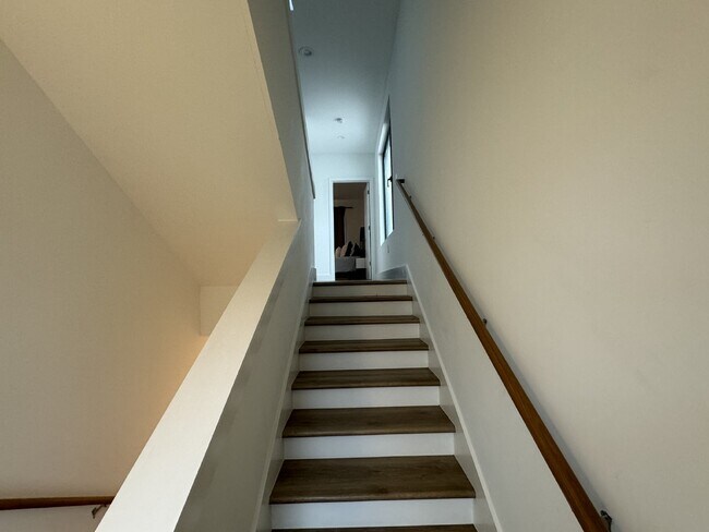 Building Photo - Available Furnished or Unfurnished