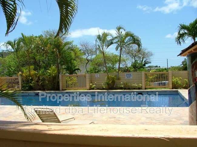 Building Photo - 1060 Kamehameha Hwy
