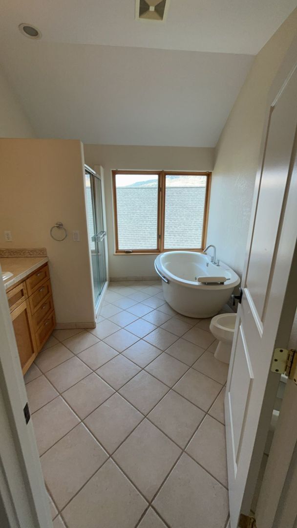 Building Photo - 4406 San Juan Dr