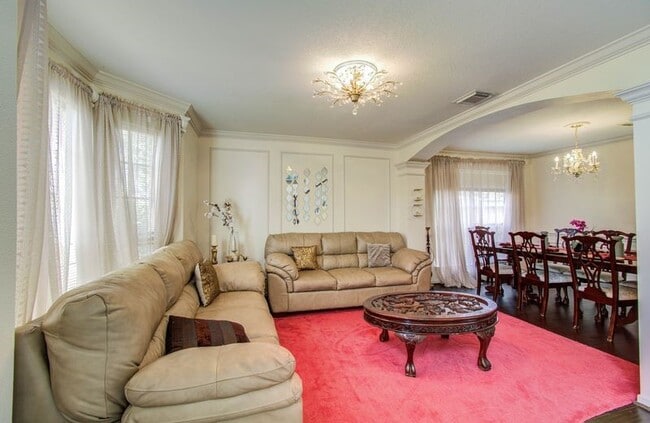 Building Photo - 3219 Leila Oaks Dr