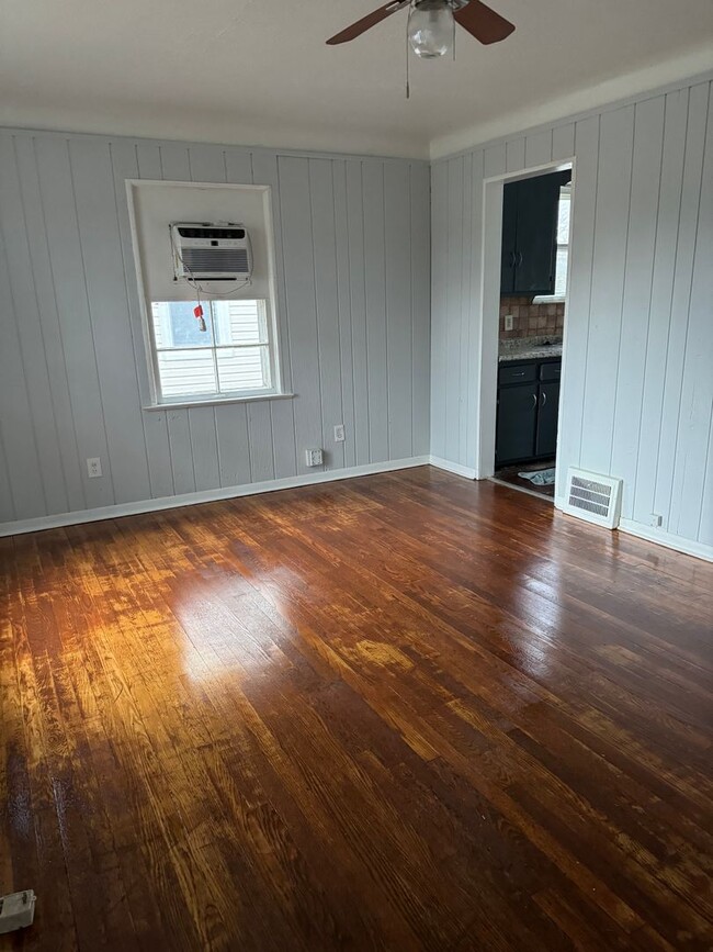 Building Photo - 538 Darlington Dr