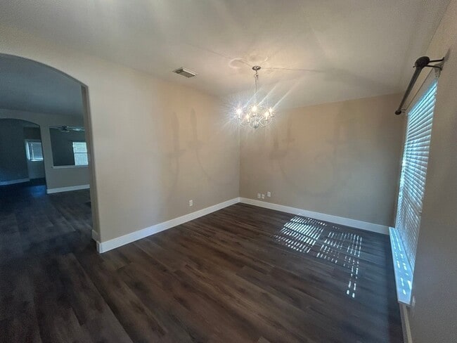 Building Photo - 20922 Barbons Heath Ct